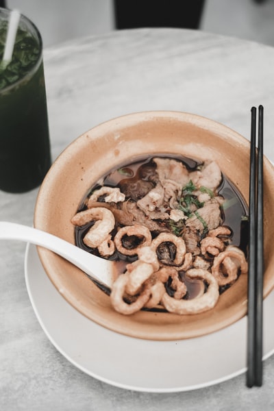 筷子炒菜